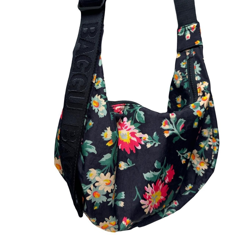 BAGGU x Laura Ashley Medium Crescent Bag In Rhian Daisy